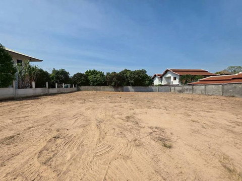 ที่ดินบางเสร่แปลงสวย ทำเลเงียบสงบ ใกล้แหล่งท่องเที่ยว