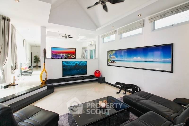 รูป คอนโด 6-ห้องนอน ที่ ที.ดับบลิว. ปาล์มรีสอร์ท ใกล้ พัทยาใต้ (ID 1481890) - รูปที่ 3/10