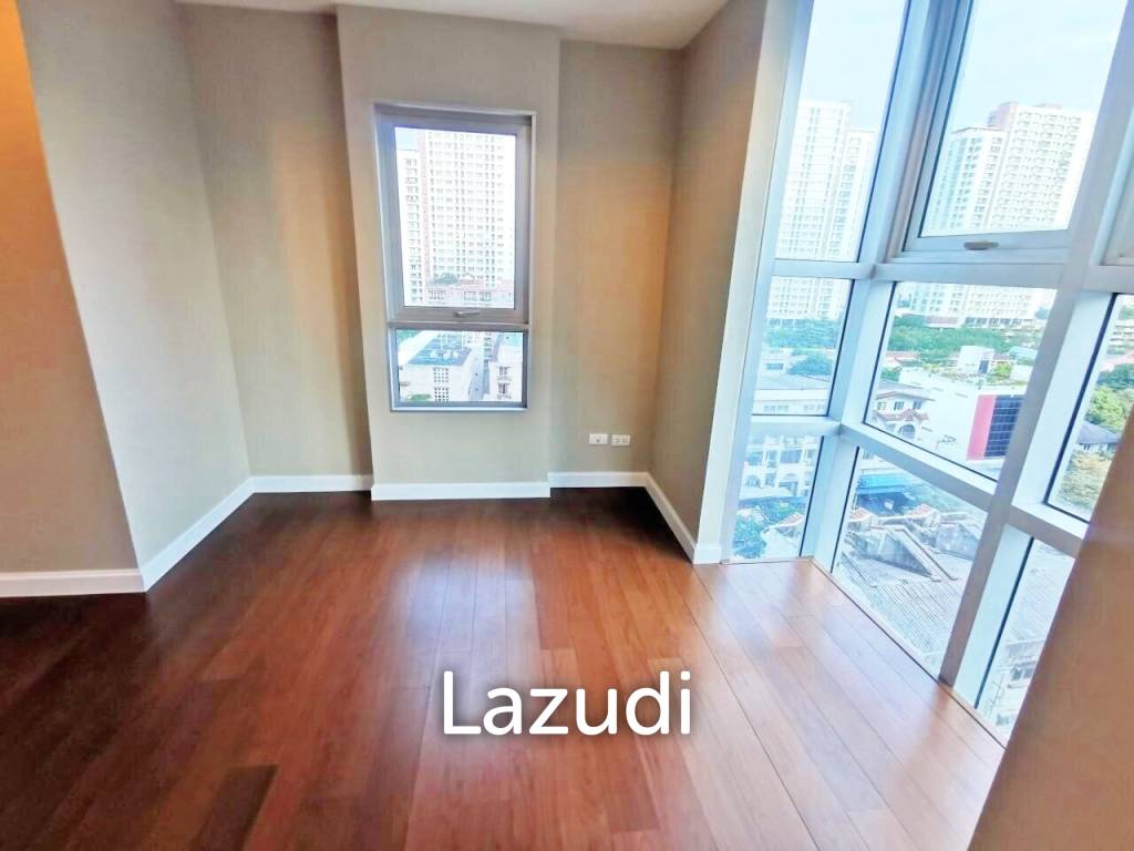 รูป 194.2 ตร.ม.  5 ห้องนอน  5 ห้องน้ำ คอนโดสำหรับ ขาย & เช่าใน ห้วยขวาง - รูปที่ 9/41