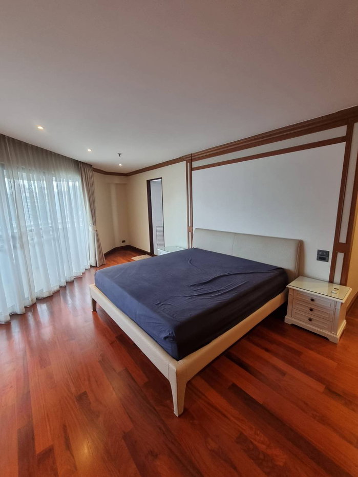 รูป LTH3875 – Baan Suanpetch FOR RENT 3 beds 3 baths size 263 Sq.M. Nearby BTS Phrom Phong station ONLY 80k/Month - รูปที่ 4/6