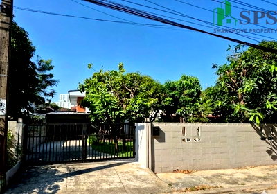 Houses for rent Bang Plee Samut Prakarn : Single House for Rent in Prime Location – Bangna Area (SPSJP219)