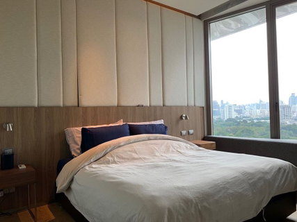 LTH5116 – Saladaeng One FOR SALE 1 bed 1 bath size 56.7 Sq.M. Nearby MRT Lumphini station ONLY 20.8 MB