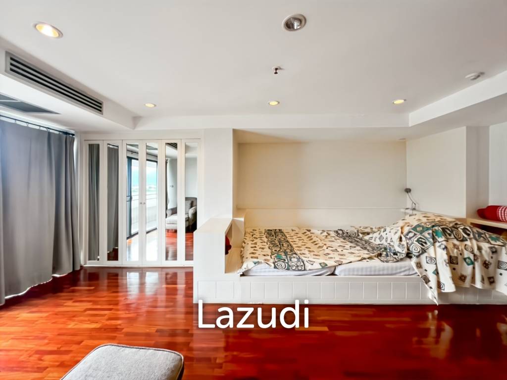 picture Altra Exclusive: Spacious 4-Bedroom Beachfront Condo - 432 sqm - 44/56