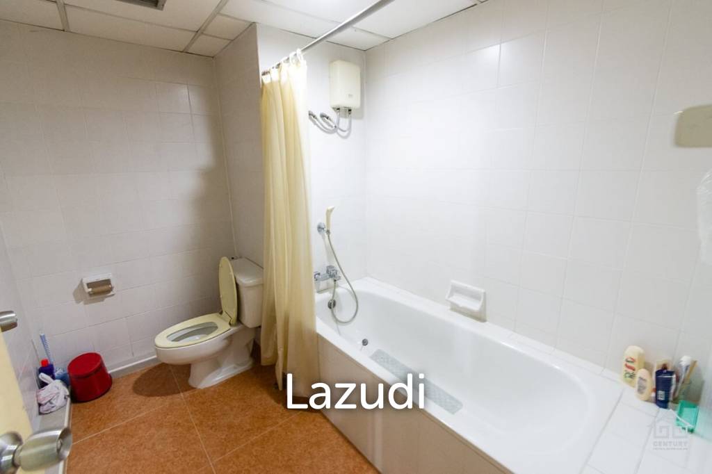 picture Good Value 1 Bed Seaview Condo for sale - 11/23