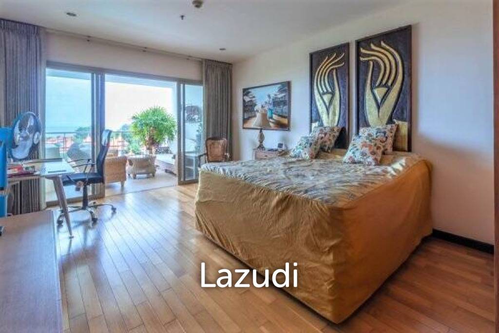 picture Luxury Penthouse With Spectacular Views - 7/16