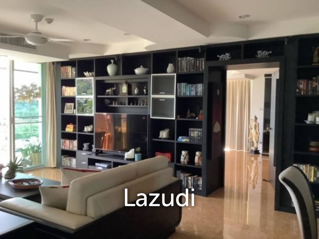 picture SEARIDGE : Luxury 3 Bed Penthouse Condo - 3/17