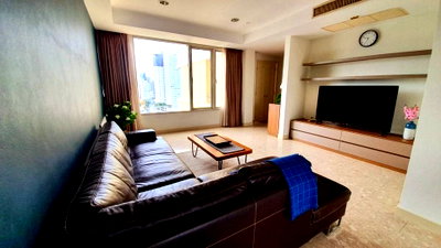 Condos for rent : LTH4784 – Hampton Thonglor 10 FOR RENT 3 beds 3 baths size 164 Sq.M. BTS Thonglor station ONLY 80k/Month