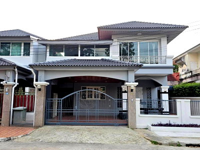 เช่าบ้านเดี่ยว เดอะ บริโอ้ มอลล์ : 🏡 ให้เช่าบ้านเดี่ยว 2 ชั้น ย่านปิ่นเกล้า - ศาลายา | หมู่บ้านสวนดอกไม้ บรมราชชนนี 105 ✨ บ้านหลังใหญ่ ใกล้เมือง เดินทางสะดวก 