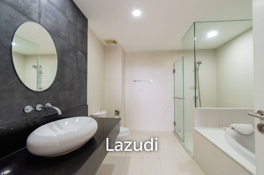 picture MALIBU : 2 Bed Pool View Condo - 17/23