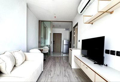 คอนโดให้เช่า : เช่าริธึ่ม เอกมัย เอสเตท  สวย ทำเลดี พร้อมอยู่ ใกล้ BTS ทองหล่อ สนใจแอตไลน์ครับ@841qqlnr