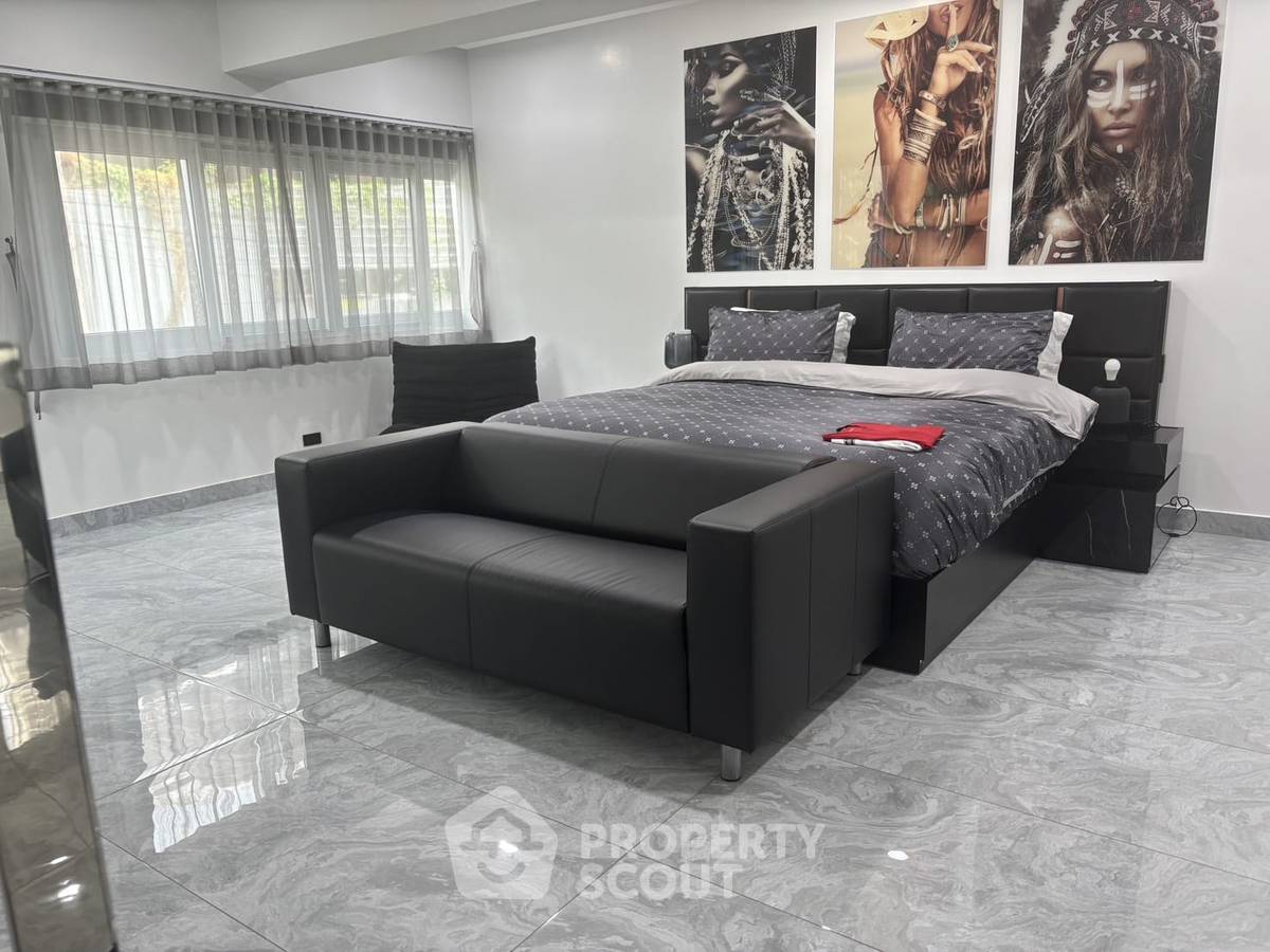 รูป คอนโด 2-ห้องนอน ที่ รวมโชค คอนโดวิว 2 ใกล้ ถนนพระตำหนัก พัทยา (ID 2393509) - รูปที่ 4/7