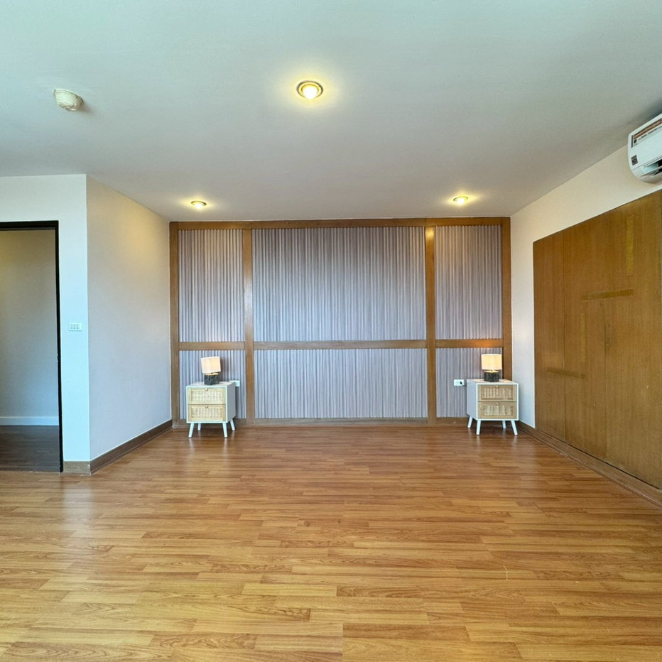 รูป เช่าคอนโด The President Park 3 ห้องนอน/น้ำ ขนาด 223 sqm. ID Line: ss_sunny89 - รูปที่ 16/21
