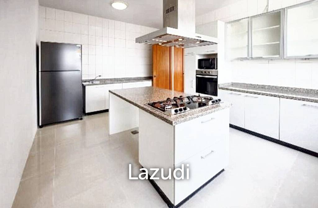 รูป 450.0 ตร.ม. 4 ห้องนอน 5 ห้องน้ำ คอนโดสำหรับ เช่าใน คลองตัน - รูปที่ 4/13