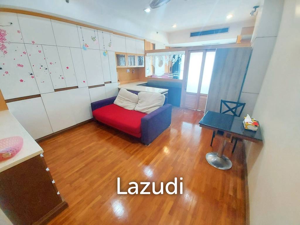 รูป 45.0 ตร.ม. 1 ห้องนอน 1 ห้องน้ำ คอนโดสำหรับ ขายใน ช่องนนทรี - รูปที่ 1/11