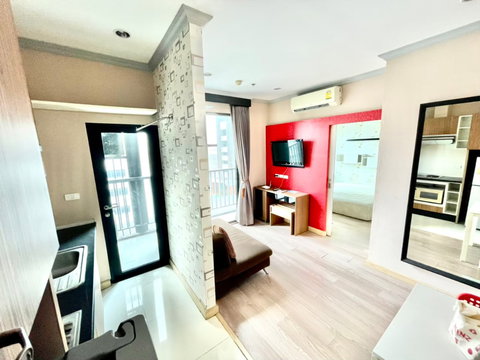 ขายคอนโด ASTRO Condominium แจ้งวัฒนะ (มีคนเช่าอยู่ประจำ) ไม่ติดธนาคาร ชั้น 7 ห้องขนาด 35 ตร.ม. ใกล้รถไฟฟ้าสายสีชมพู