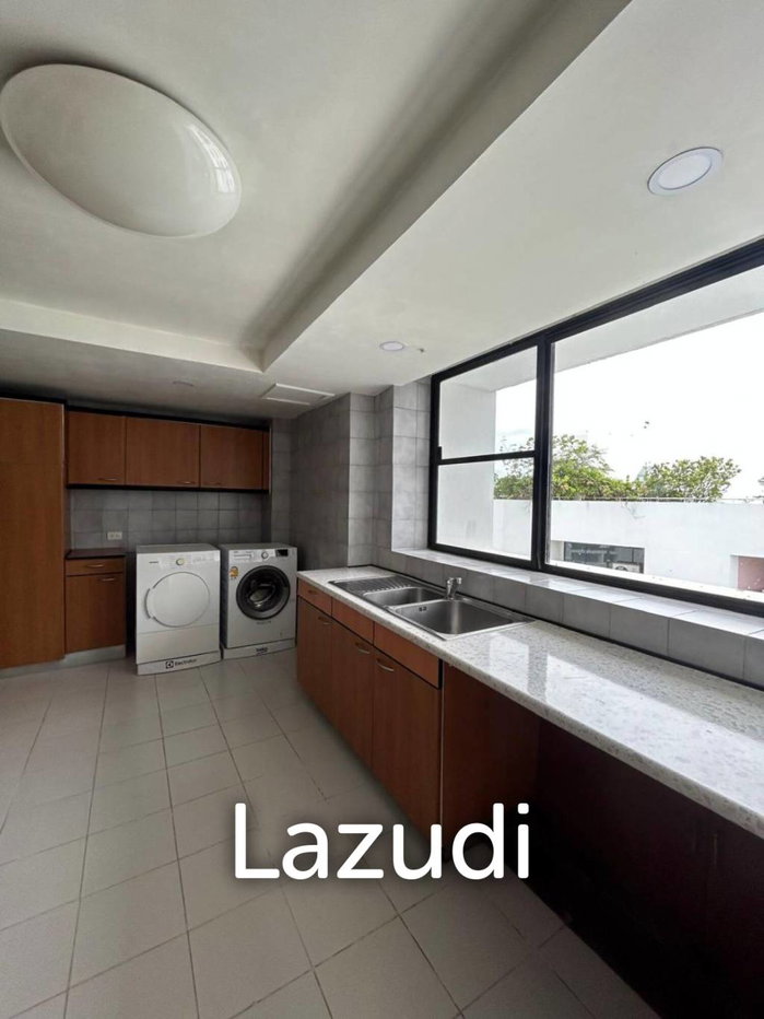 รูป 260.0 ตร.ม. 3 ห้องนอน 3 ห้องน้ำ คอนโดสำหรับ ขายใน คลองตัน - รูปที่ 9/22