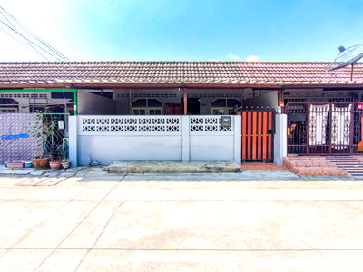 ทาวน์โฮม วิทยาลัยพณิชยการบางนา : 🏡 บ้านชั้นเดียว "หมู่บ้านรินทร์ทอง 5" สุขุมวิท 115 เพียง 1.35 ล้าน ผ่อนสบาย เดินทางสะดวก ใกล้ 🚆 BTS ปู่เจ้า เพียง 800 เมตร