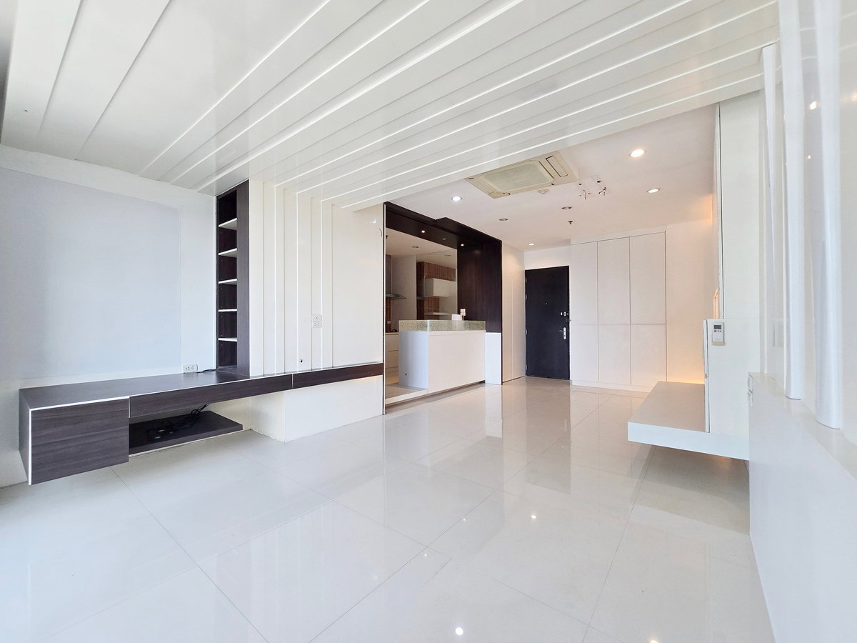 รูป (ขายด่วน) 🏠✨ บ้านกลางกรุง สยาม-ปทุมวัน (Baan Klang Krung Siam–Pathumwan) | ขายคอนโด 2 ห้องนอน ห้องใหญ่ ทำเลทอง เดินทางสะดวก (HBH-ST-242) - รูปที่ 3/21