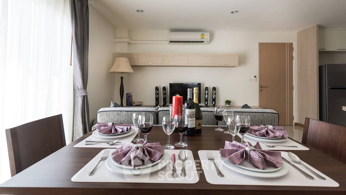 รูป คอนโด 2-ห้องนอน ที่ ทองหล่อ 21 เรสซิเดนซ์ ใกล้ BTS ทองหล่อ (ID 512138) - รูปที่ 3/6