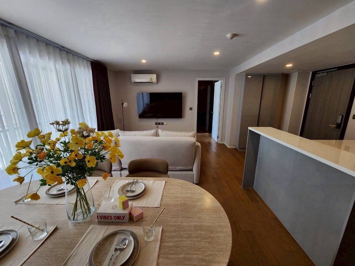 รูป Penthouse Rare Unit ใจกลางอารีย์ — ห้องใหญ่ 110 ตร.ม. ใกล้ BTS อารีย์ เพียง 350 เมตร ลดแรงกว่า 2.4 ล้าน - รูปที่ 3/33