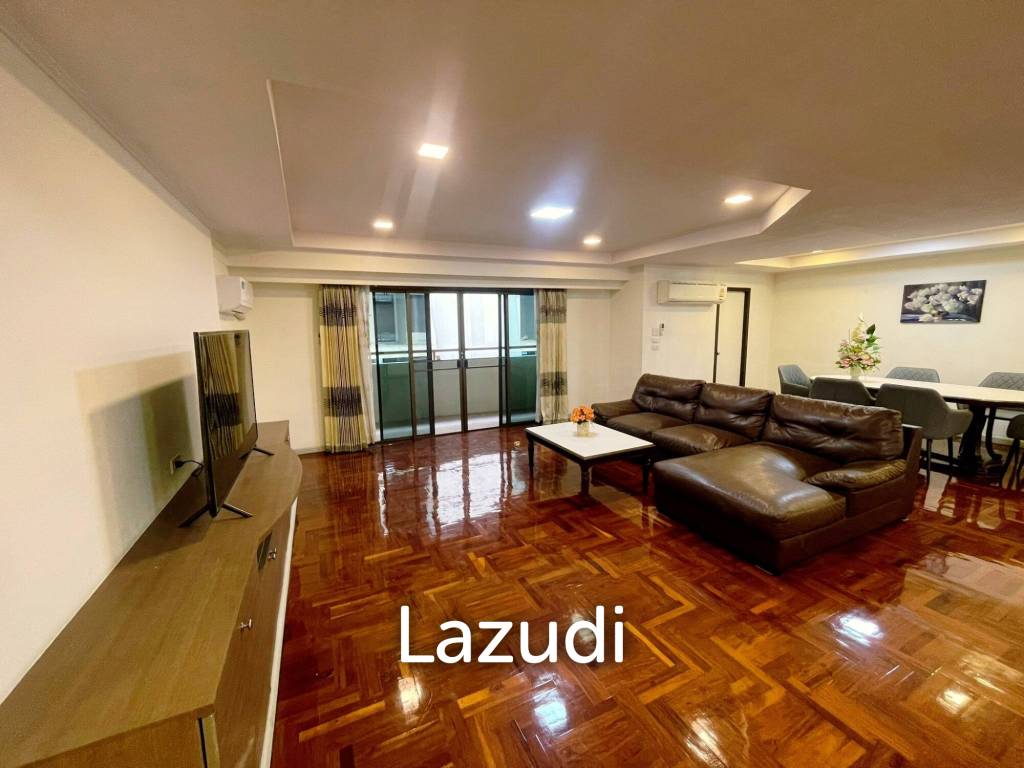 รูป 280.0 ตร.ม.  3 ห้องนอน  4 ห้องน้ำ คอนโดสำหรับ เช่าใน คลองตันเหนือ - รูปที่ 2/13