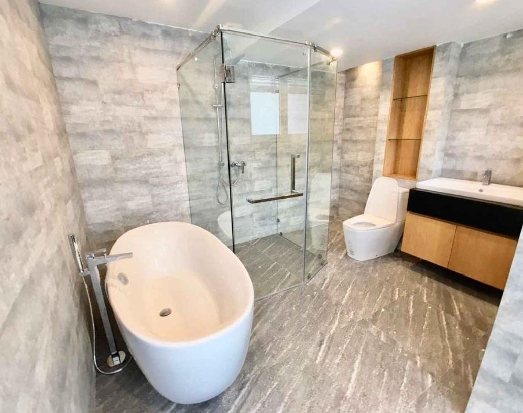 รูป LTH5140 – Avenue 61 FOR RENT 4 beds 4 baths size 272 Sq.M. Nearby BTS Ekkamai station ONLY 100k/Month - รูปที่ 5/5
