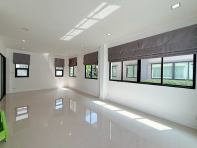 รูป บ้านเดี่ยวทำเลดี พร้อมอยู่ หมู่บ้านสถาพร รังสิต ติดถนนรังสิต–นครนายก - รูปที่ 3/10