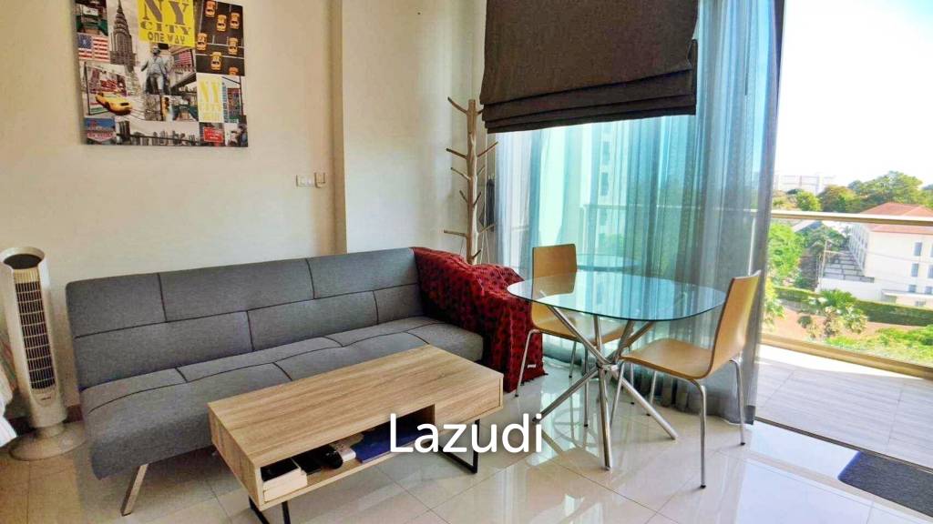 picture Studio 1 Bath 31.85 SQ.M. The Riviera Wongamat - 1/10