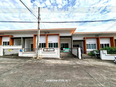 ทาวน์เฮ้าส์ สำหรับขาย แผ่นดินทอง ลีฟวิ่ง โฮมส์ 2 นิคมพัฒนา นิคมพัฒนา ระยอง