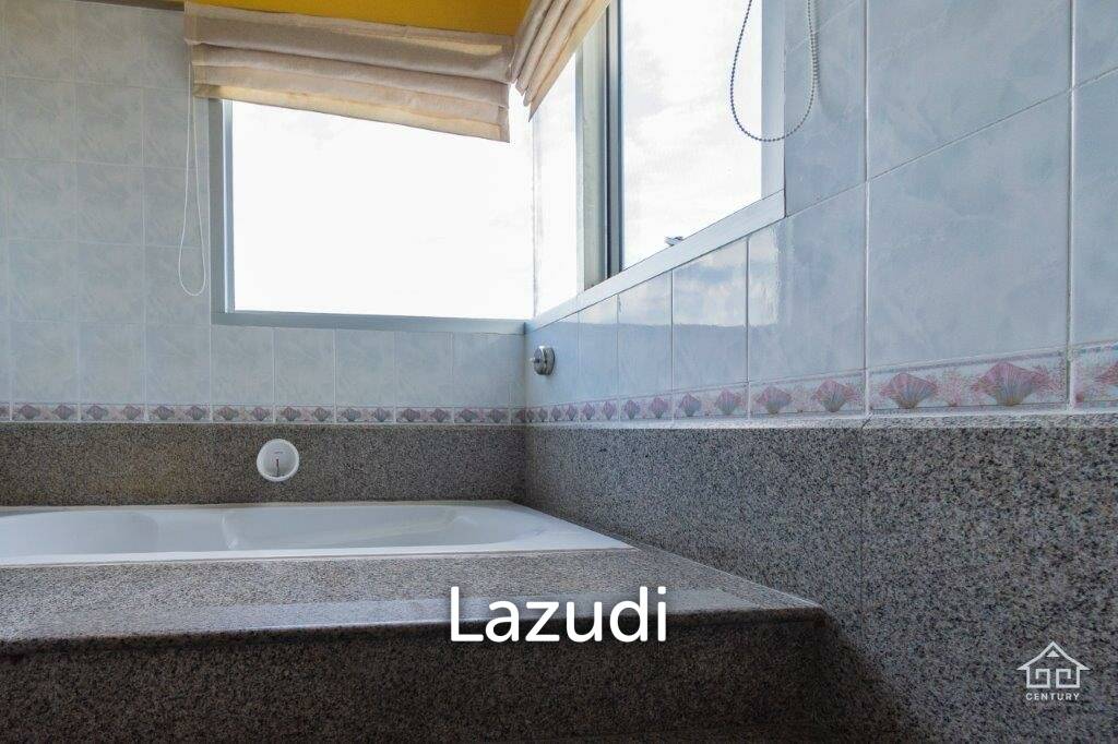 picture SPRINGFIELD BEACH CONDO : 2 bed beachfront condo with great views - 12/34