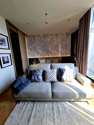 Condos for sale : LTH2917 – Noble Ploenchit FOR SALE 1 bed 1 bath size 52 Sq.M. BTS Phloen Chit station ONLY 15.66 MB