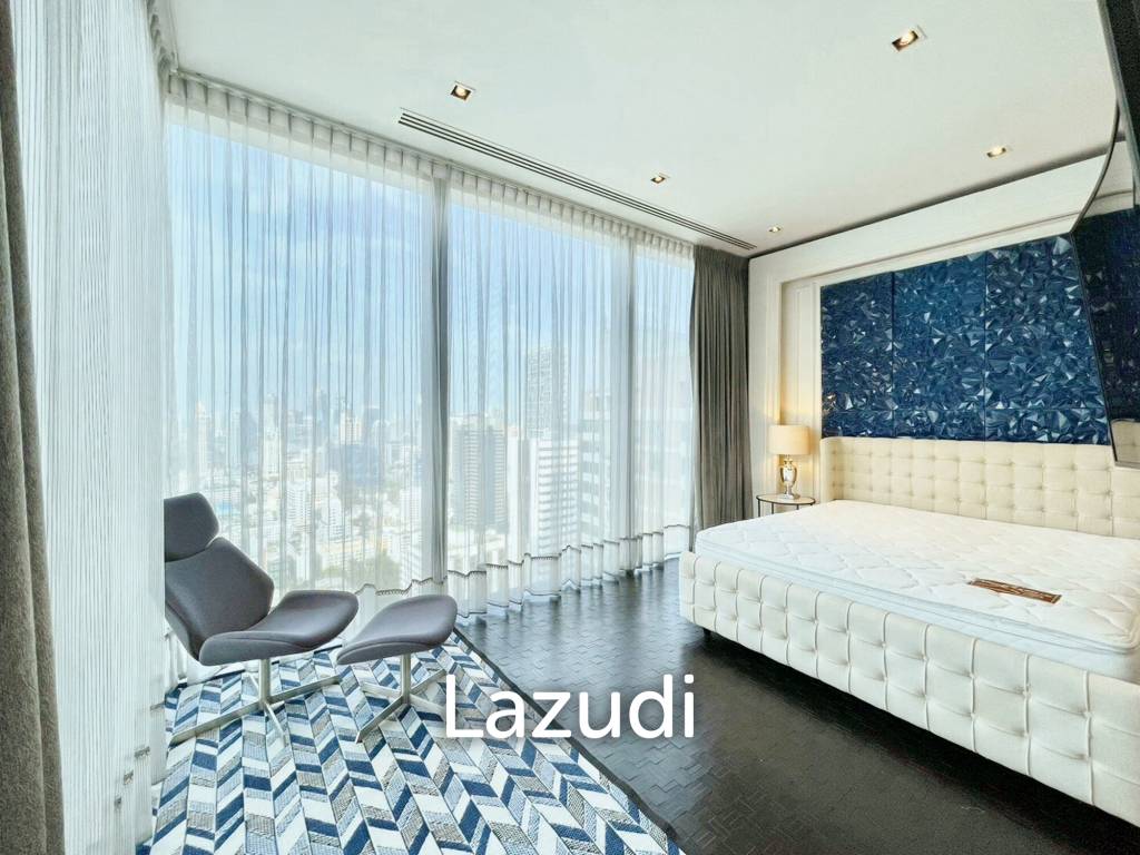 picture 2 Bed 2 Bath 192 SQM The Ritz Carlton Residences - 11/23