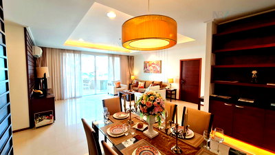 Condos for rent : For rent condo PIYATHIP PLACE Building 1, Floor 5,3 bed room, Room size 287 sqm