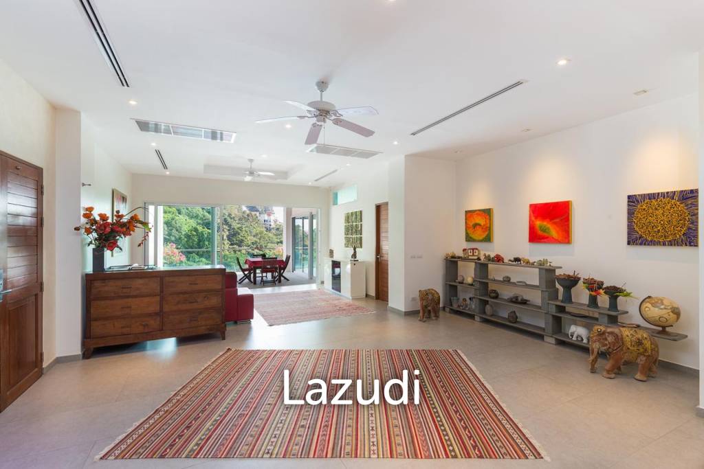 Very Spacious 2-Bed Condo with Scenic Views in Kamala