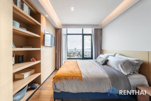 For sale condo 2 bedrooms at Beverly Mountain Bay Pattaya