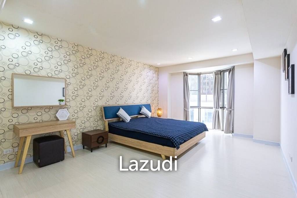รูป 164.0 ตร.ม. 3 ห้องนอน 3 ห้องน้ำ คอนโดสำหรับ ขายใน คลองตันเหนือ - รูปที่ 8/15