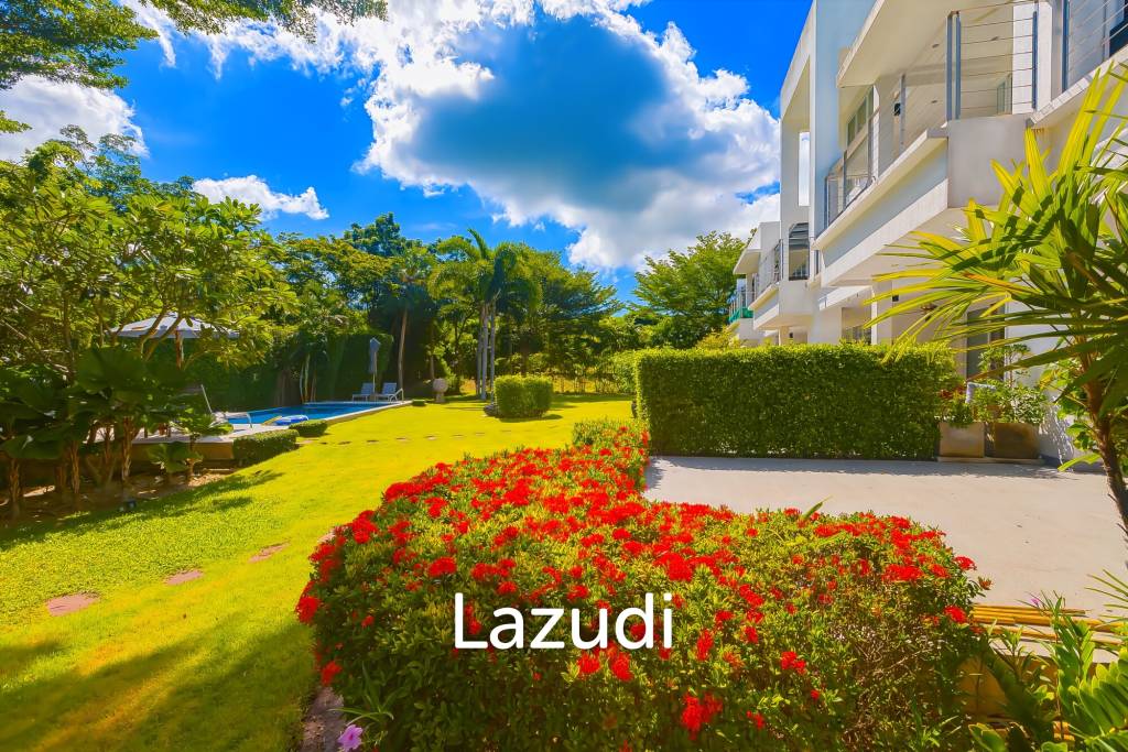 picture Baan Ing Phu - Exclusive Penthouse with Large Terrace and Rooftop Jacuzzi - 9/64