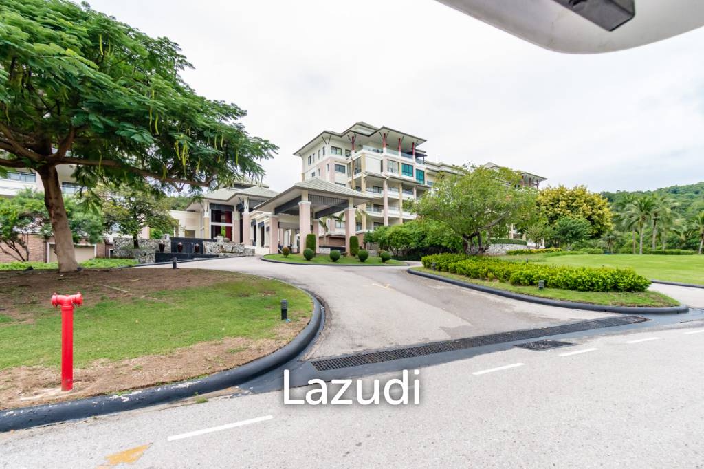 picture 2 Bed 4 Bath 184.22 SQ.M Black Mountain Golf Course - 1/24