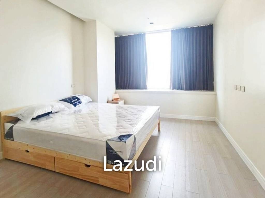 picture 1 Bed 1 Bath 39 SQ.M T.C. Green Condominium - 7/11