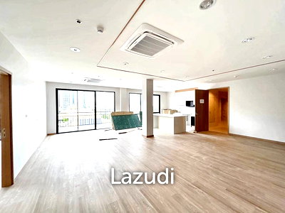 Condos for rent AIA Sathorn Tower : 4 Bedrooms 4 Bathrooms 236 SQ.M Sathorn 111