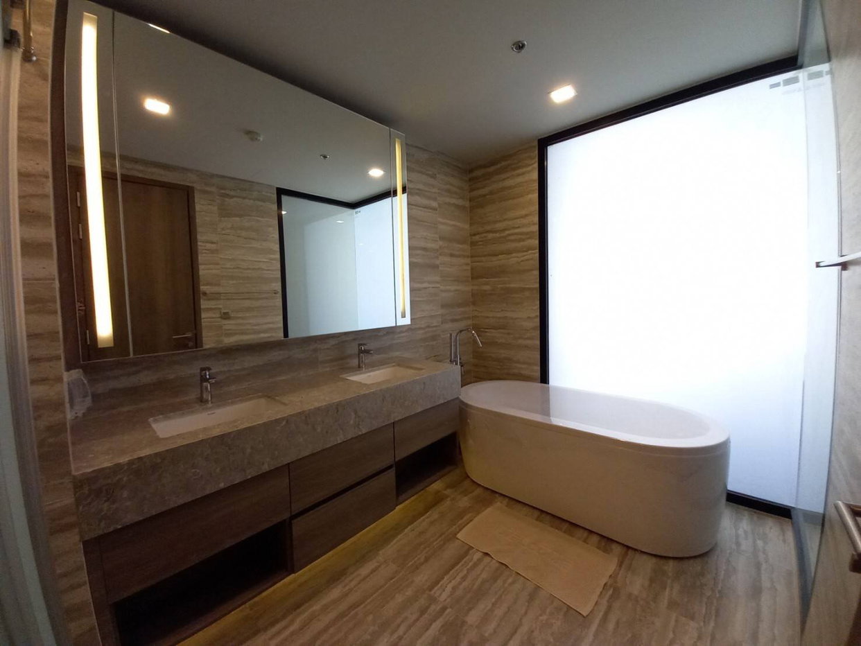 รูป LTH4030 – Celes Asoke FOR RENT 2 beds 2 baths size 86 Sq.M. Nearby MRT Sukhumvit station ONLY 85k/Month - รูปที่ 7/7