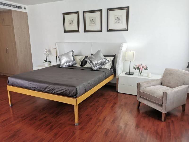 รูป LTH3455- Las Colinas FOR SALE 2 beds 3 baths size 185 Sq.M. Nearby BTS Asoke station ONLY 26 MB - รูปที่ 1/6