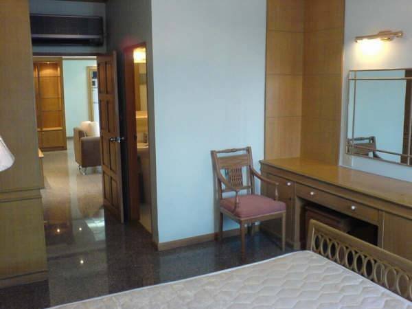 รูป LTH3863 – Royal Castle FOR SALE 3 beds 3 baths size 148.66 Sq.M. Nearby BTS Phrom Phong station ONLY 13.53 MB - รูปที่ 4/6