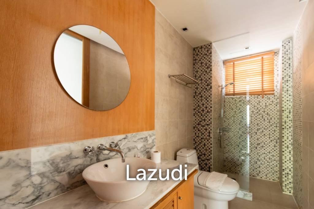 picture BLUE LAGOON : 2 Bed Pool Access Condo - 13/17