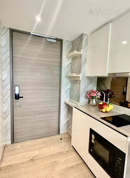 For Rent Condo FYNN ASOKE Building , Floor 3,1 bed room, Room size 32 sqm