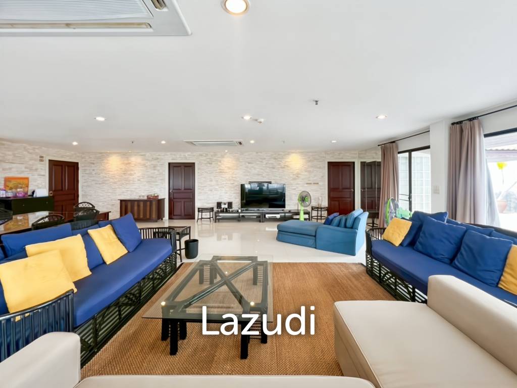 picture Altra Exclusive: Spacious 4-Bedroom Beachfront Condo - 432 sqm - 16/56