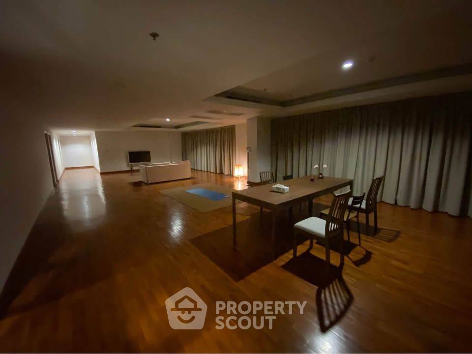 รูป คอนโด 4-ห้องนอน ที่ เลคชอร์ เวสต์ คอนโดมิเนียม นิชดาธานี ใน บางตลาด (ID 2352652) - รูปที่ 2/9