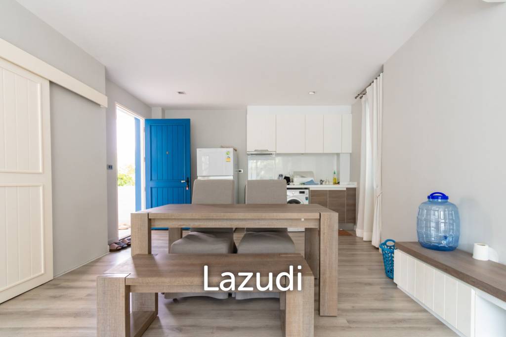 picture THE CREST SANTORA : Nice 2 Bed Pool view condo - 6/25