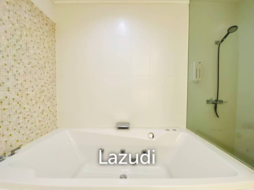 picture 4 Beds 6 Baths 362 SQ.M. Northpoint Condominium - 16/18