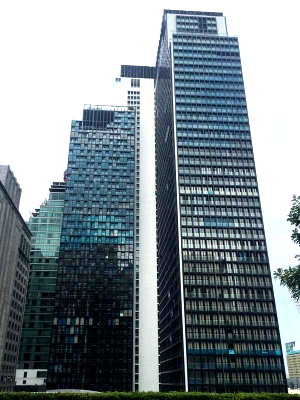 Condos for sale : LTH3416 – Noble Ploenchit FOR SALE 1 bed 1 bath size 47 Sq.M. Nearby BTS Phloen Chit station ONLY 13.8 MB